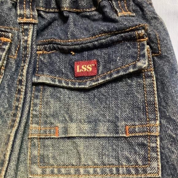 3/$20 Levi’s denim shorts 2T. Elastic adj in waist - Picture 10 of 12